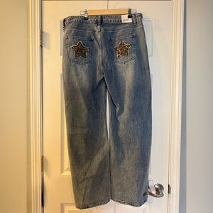 Low Rise Wide Leg Jeans with Leopard Stars XL NWT | Forever 21